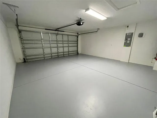 $359,900 | 2046 Dalecroft Trail, The Villages, FL 32162