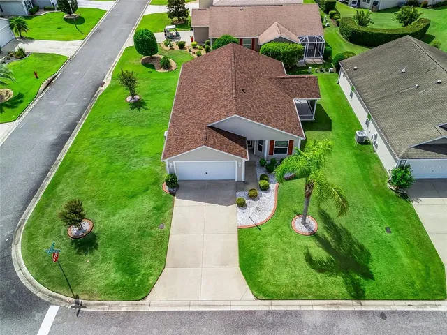 $359,900 | 2046 Dalecroft Trail, The Villages, FL 32162