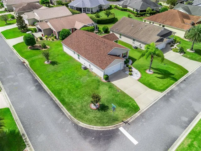 $359,900 | 2046 Dalecroft Trail, The Villages, FL 32162