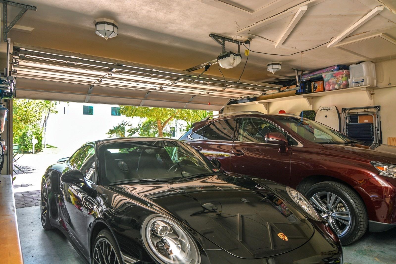 232 Cove Place Jupiter, FL 33469 - Photo 22 of 22 Garage