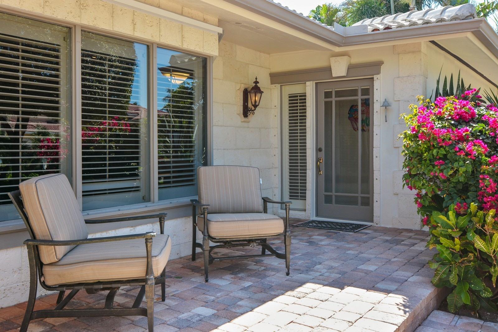 232 Cove Place Jupiter, FL 33469 - Photo 4 of 22 FRONT ENTRANCE