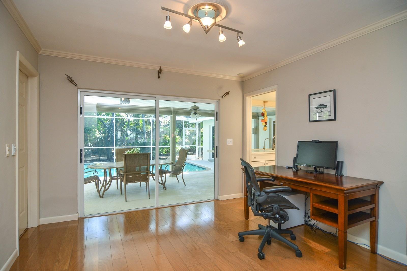 232 Cove Place Jupiter, FL 33469 - Photo 9 of 22 DINING ROOM