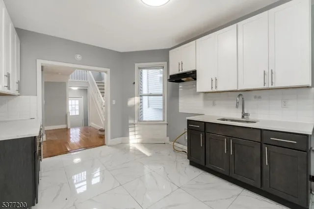 $3,800 | 65 North Grove Street, East Orange, NJ 07017