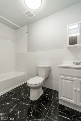 $3,800 | 65 North Grove Street, East Orange, NJ 07017