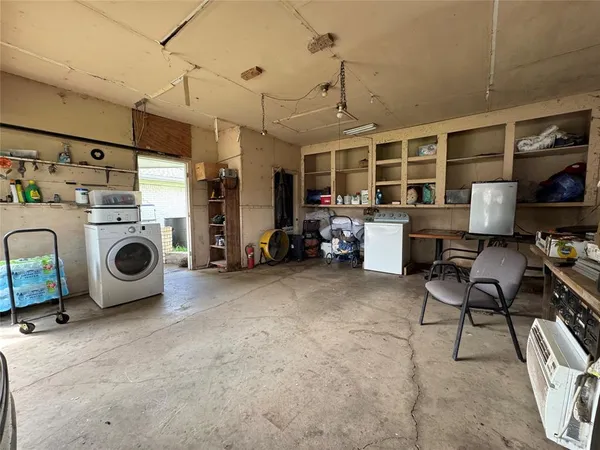 a view of a storage & utility room