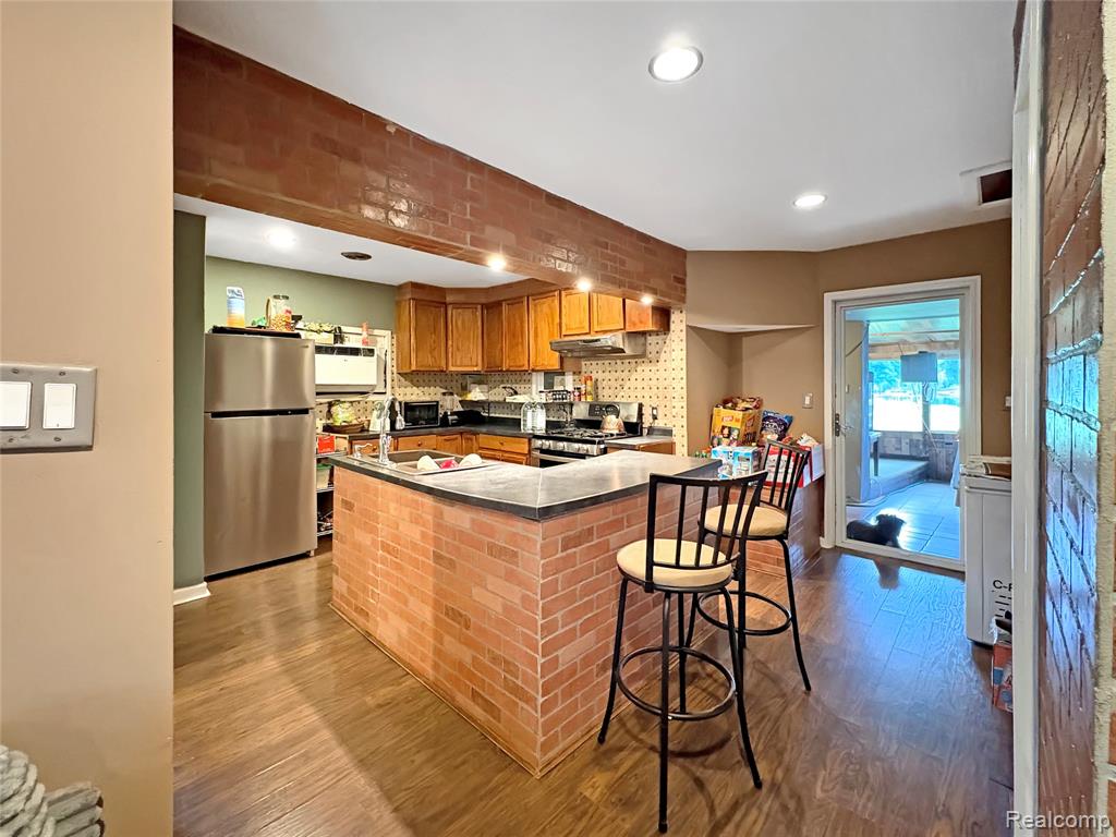 615 Senecal Street Fenton, MI 48430 - Photo 10 of 13