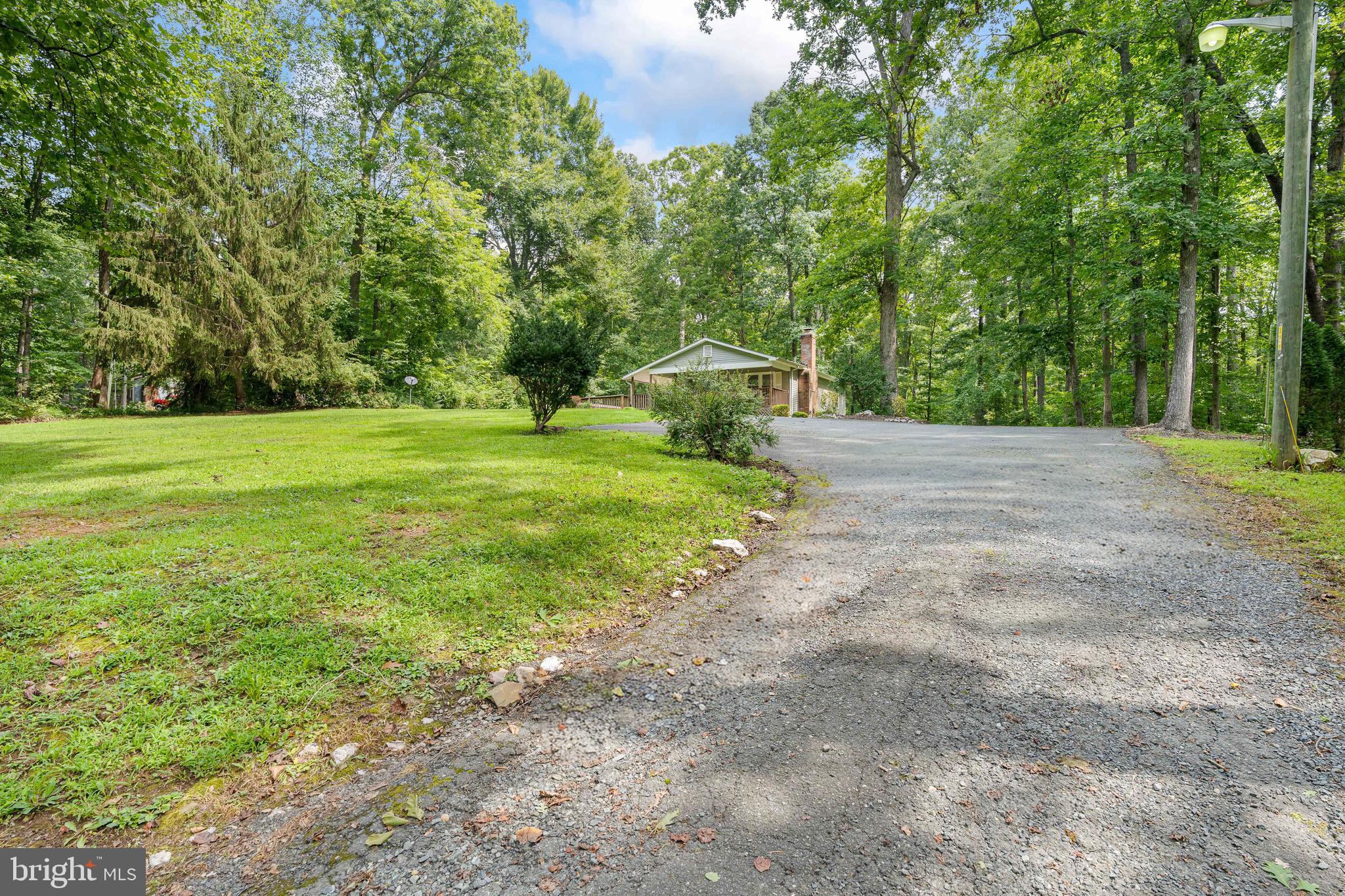 316 Tacketts Mill Road Stafford, VA 22556 - Photo 5 of 62 Gallery Image 5