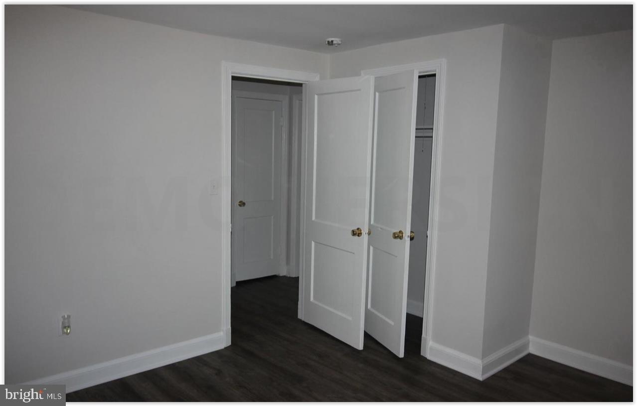 3735 West Ox Road Fairfax, VA 22033 - Photo 8 of 23 Bright and airy room with dual doors.