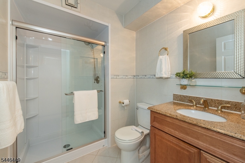 19 Matthew Road Wayne, NJ 07470 - Photo 17 of 24