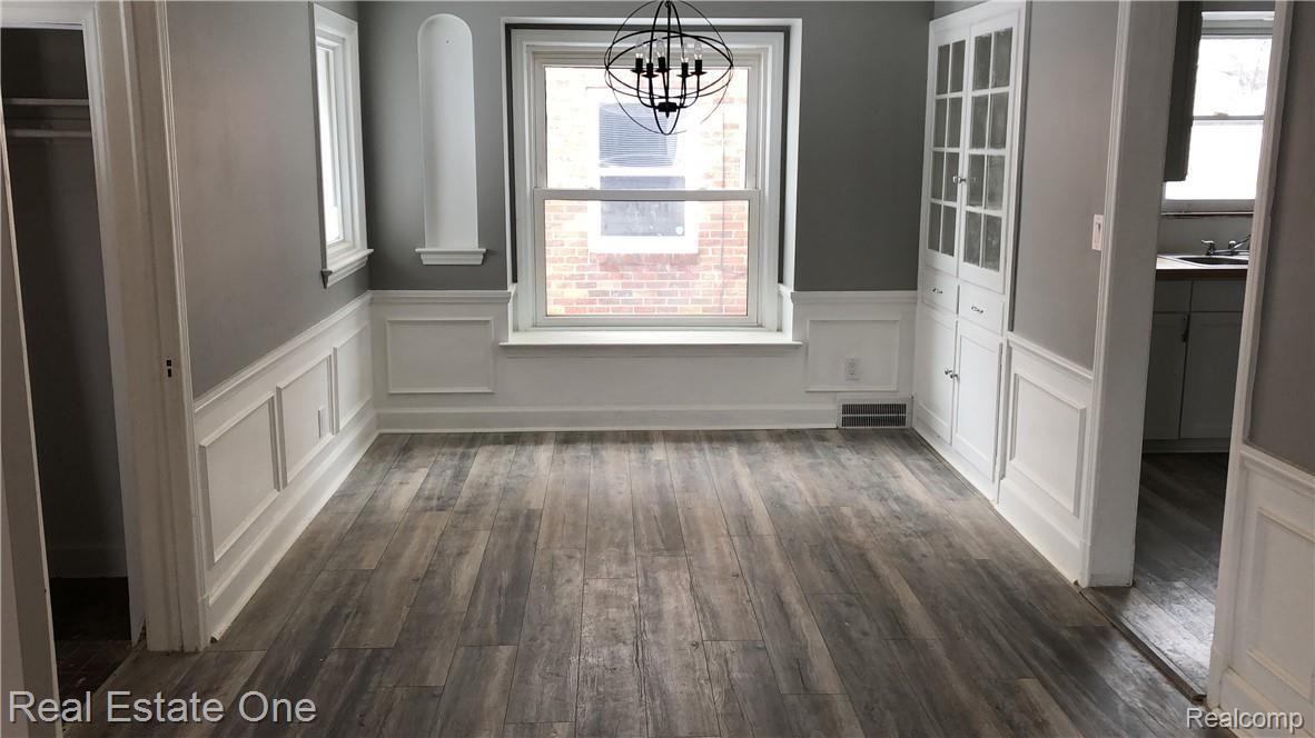 5778 Harvard Road Detroit, MI 48224 - Photo 2 of 17 1FA98D99-C74D-415A-9863-CF7C74ED4B95.JPG