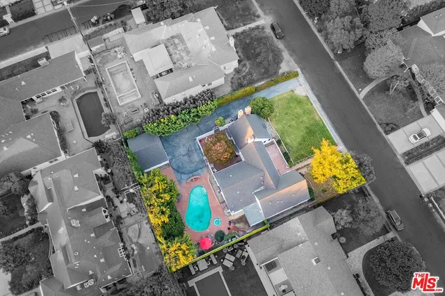 $12,000 | 4649 Sancola Avenue, Toluca Lake, CA 91602