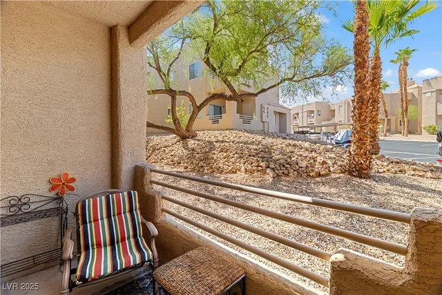 $144,900 | 2192 Aspen Mirror Way, Unit 102, Laughlin, NV 89029