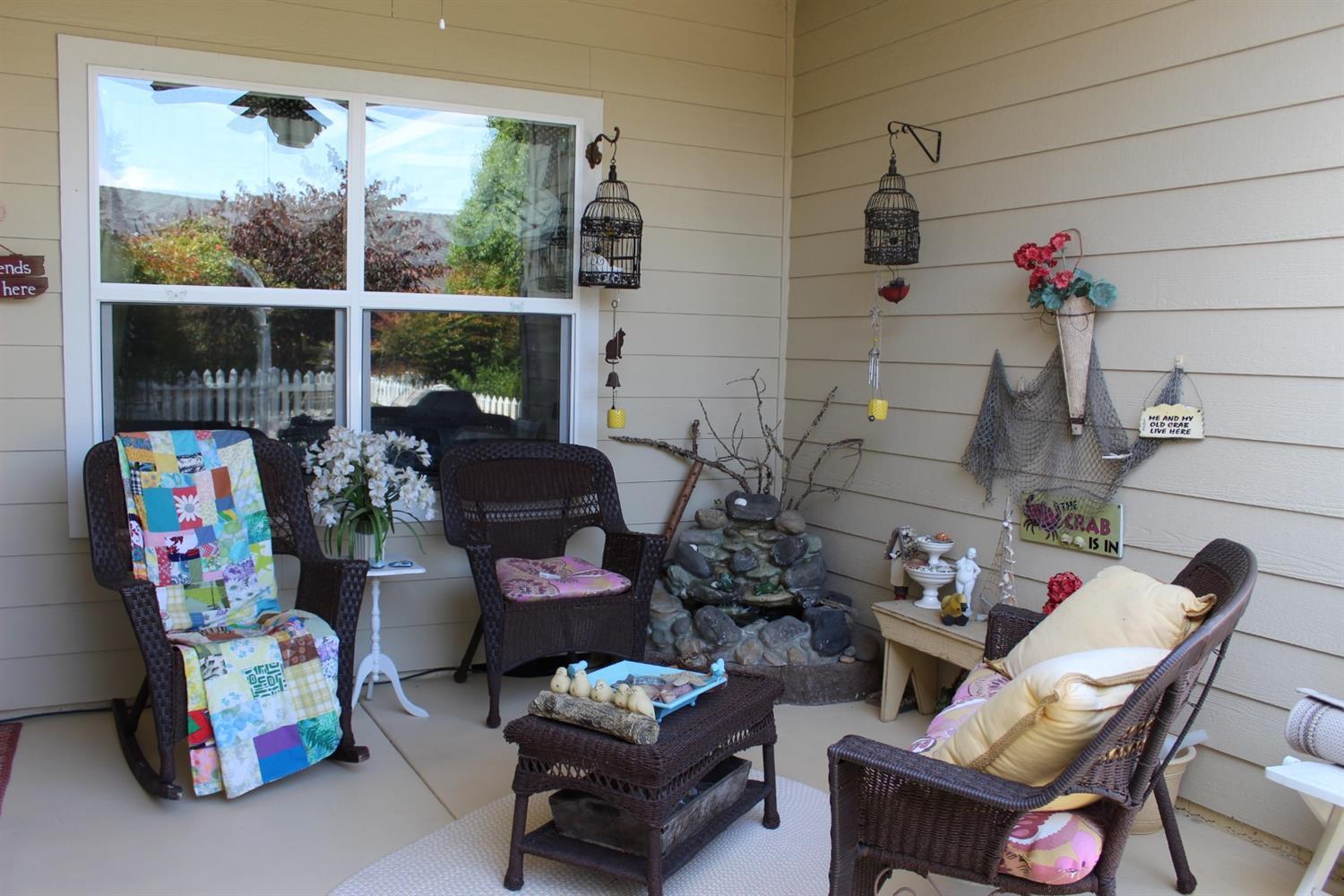 647 Grouse Ridge Drive Central Point, OR 97502 - Photo 5 of 16 Additional Photo