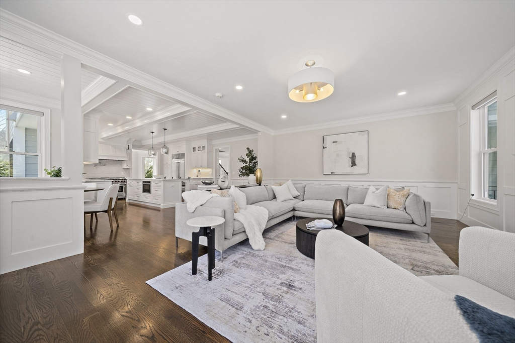 241 Lowell Road Wellesley, MA 02481 - Photo 12 of 42