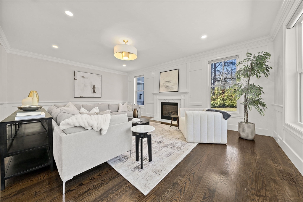 241 Lowell Road Wellesley, MA 02481 - Photo 14 of 42