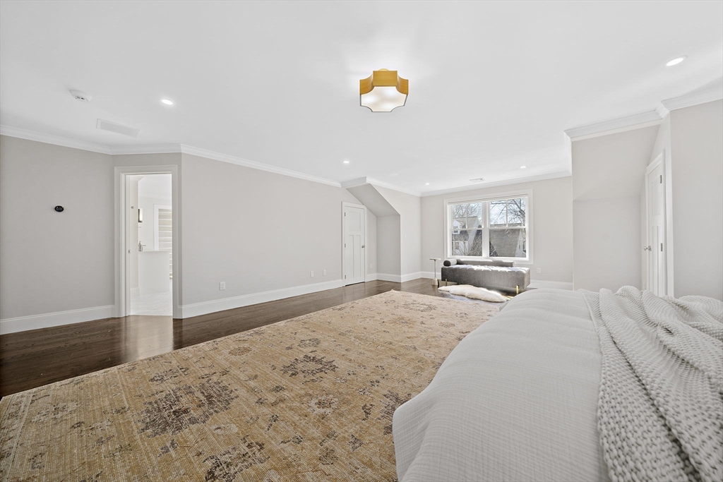 241 Lowell Road Wellesley, MA 02481 - Photo 19 of 42