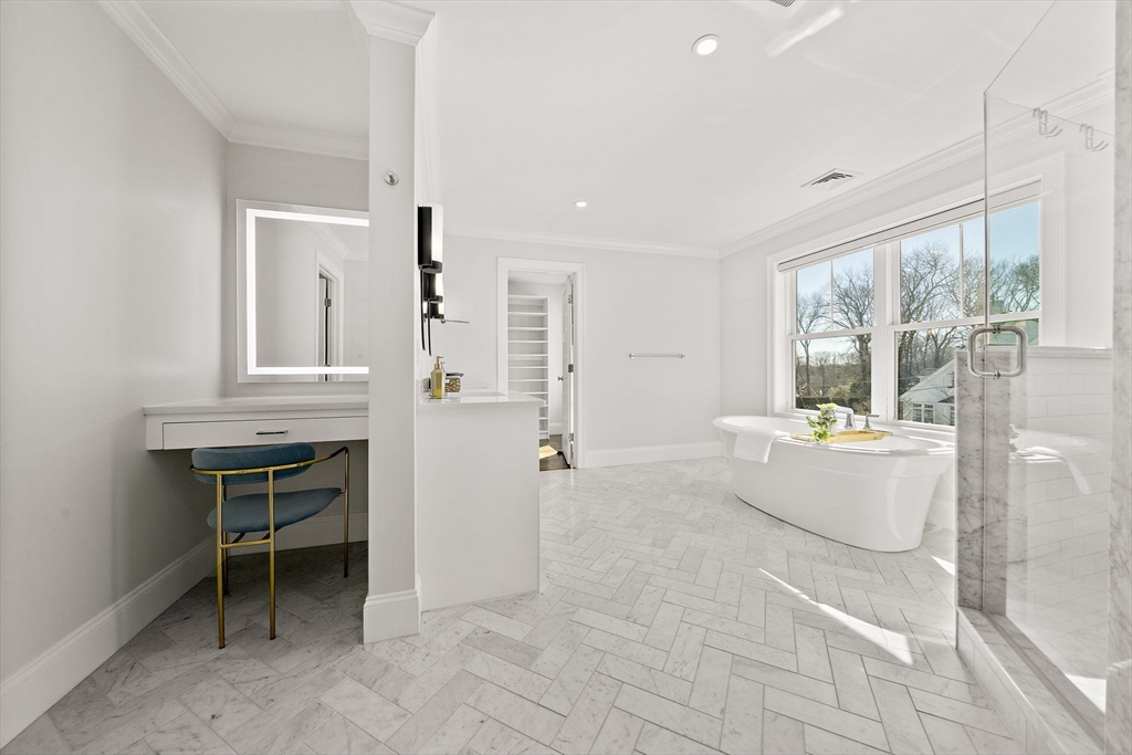 241 Lowell Road Wellesley, MA 02481 - Photo 20 of 42