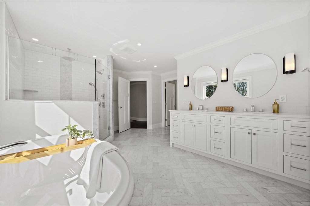 241 Lowell Road Wellesley, MA 02481 - Photo 21 of 42