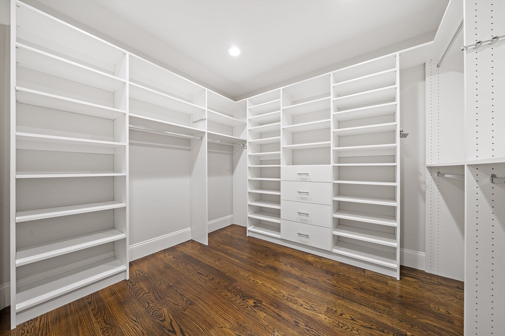 241 Lowell Road Wellesley, MA 02481 - Photo 22 of 42