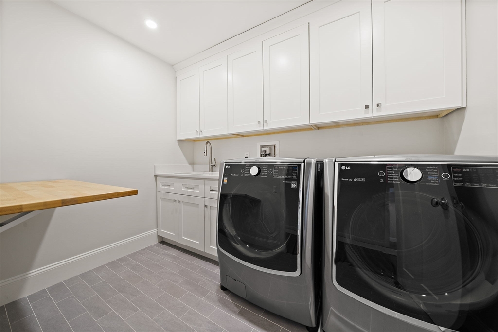 241 Lowell Road Wellesley, MA 02481 - Photo 23 of 42