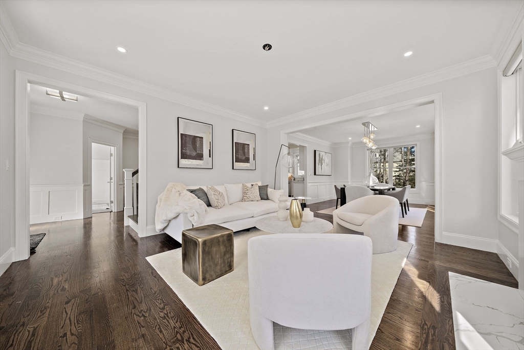 241 Lowell Road Wellesley, MA 02481 - Photo 4 of 42