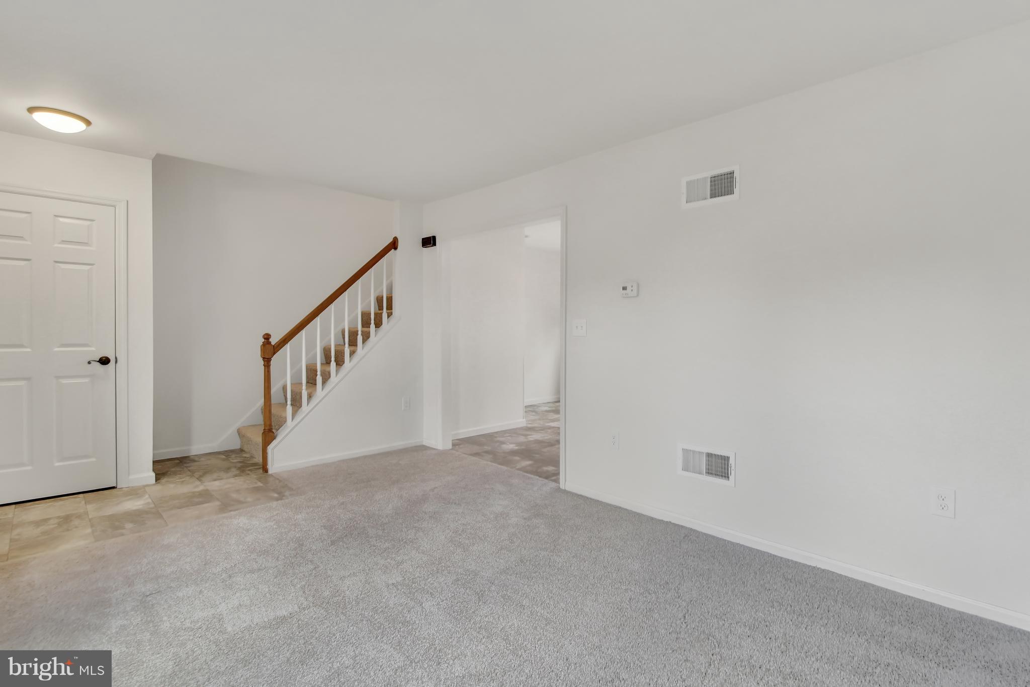 19 Pheasant Lane Lititz, PA 17543 - Photo 5 of 23