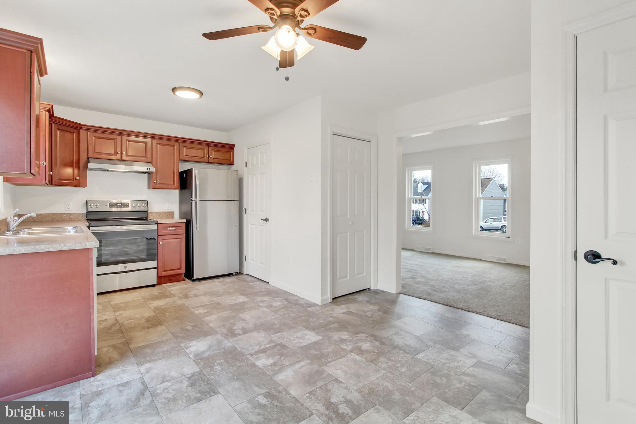 19 Pheasant Lane Lititz, PA 17543 - Photo 8 of 23