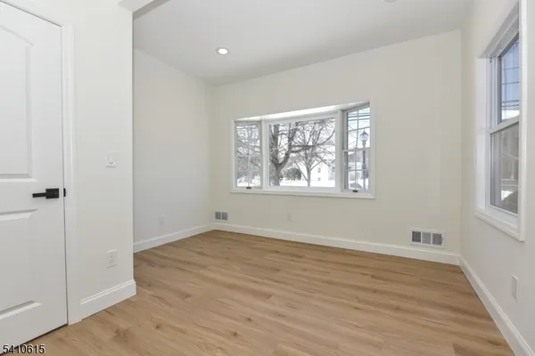 $3,300 | 383 Lafayette Avenue, Hawthorne, NJ 07506