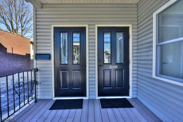 $3,300 | 383 Lafayette Avenue, Hawthorne, NJ 07506