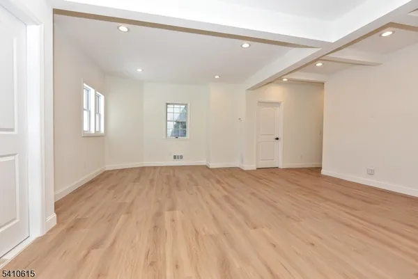 $3,300 | 383 Lafayette Avenue, Hawthorne, NJ 07506