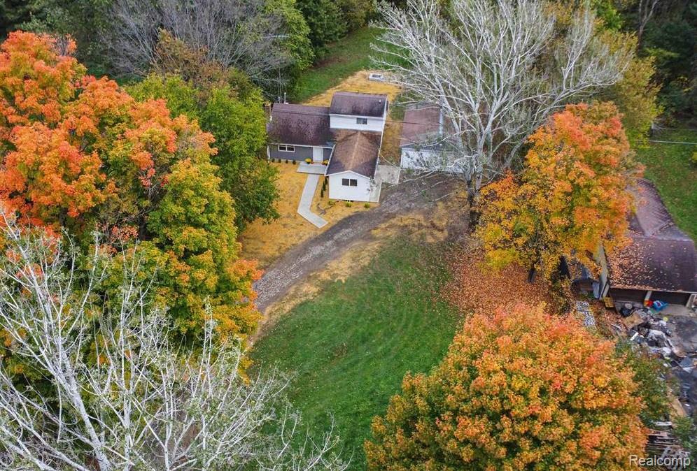 7174 Center Road Mount Morris, MI 48458 - Photo 2 of 23