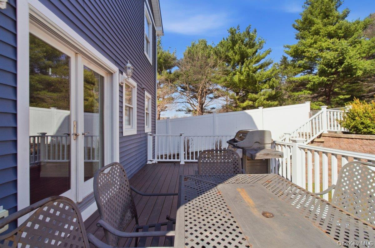 246 Tibbetts Road Yonkers, NY 10705 - Photo 22 of 27