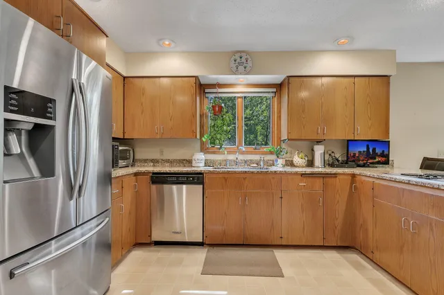 $425,000 | 1652 Lucille Lane, St. Cloud, MN 56303