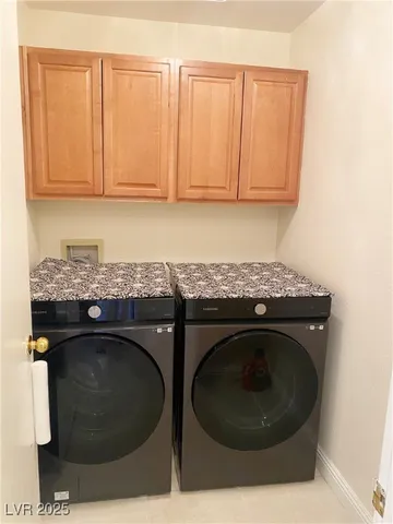 $2,200 | 8732 Point Kristi Circle, Las Vegas, NV 89147