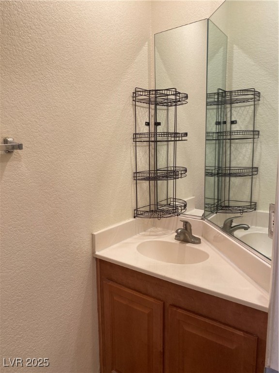 8732 Point Kristi Circle Las Vegas, NV 89147 - Photo 15 of 38