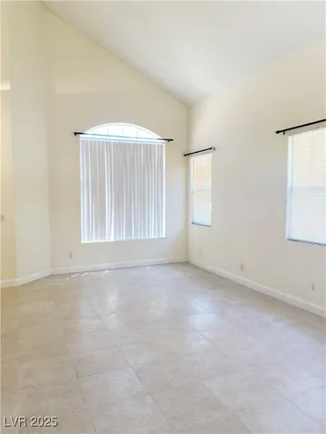 $2,200 | 8732 Point Kristi Circle, Las Vegas, NV 89147