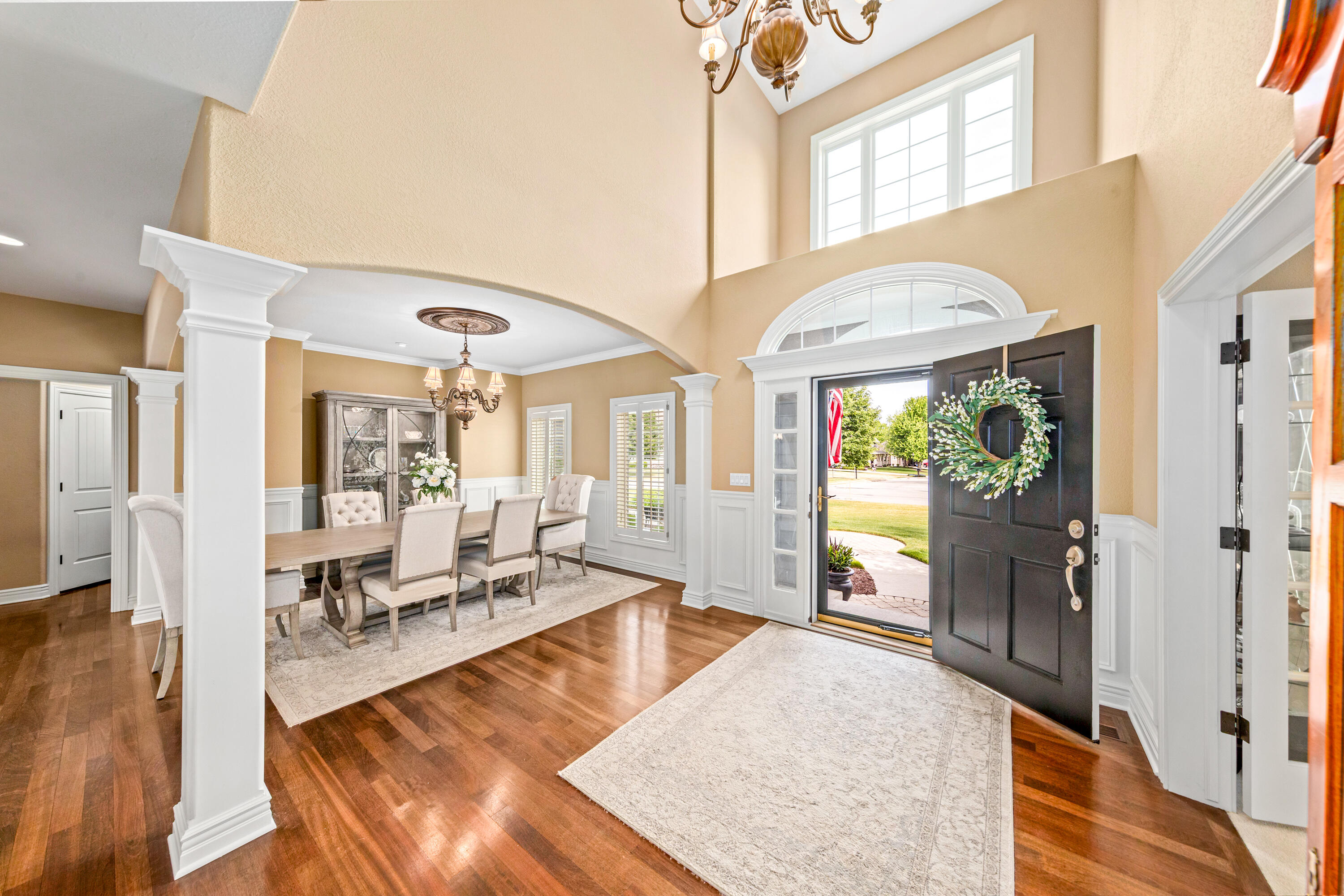 1260 4 Winds Way Hartland, WI 53029 - Photo 13 of 79 Double Volume Sweeping Foyer