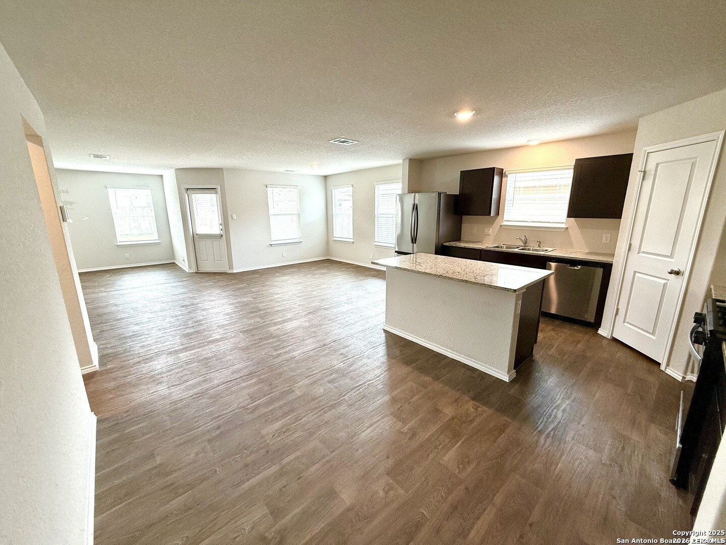 6814 Rondo Measure San Antonio, TX 78252 - Photo 2 of 29