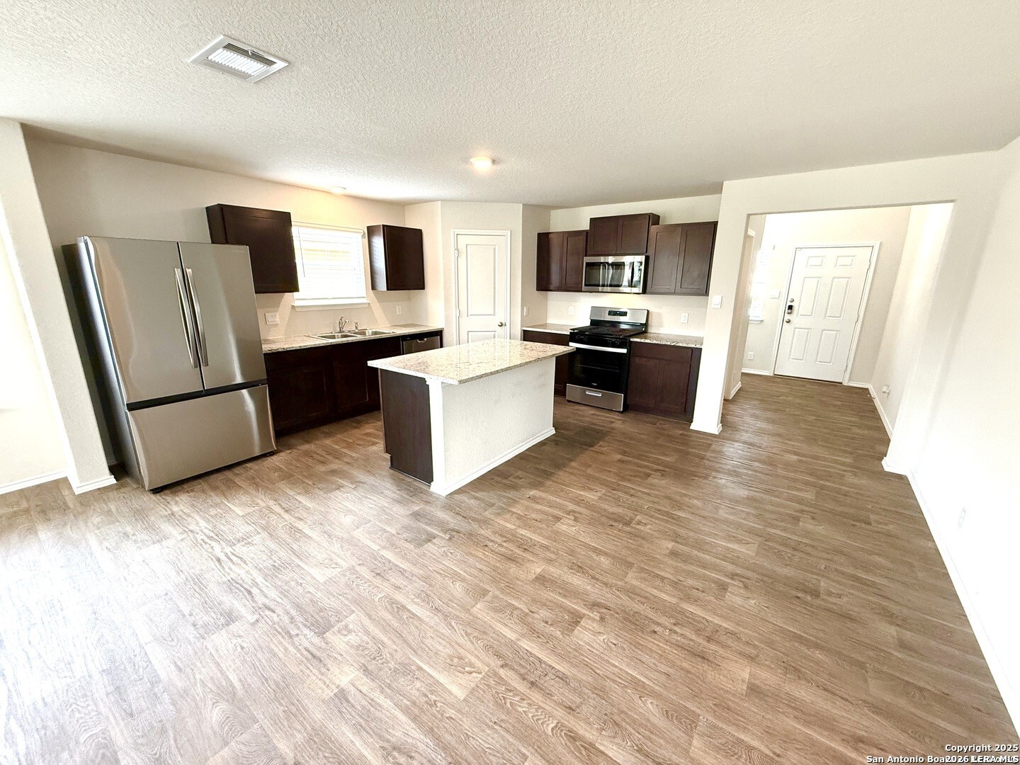 6814 Rondo Measure San Antonio, TX 78252 - Photo 3 of 29