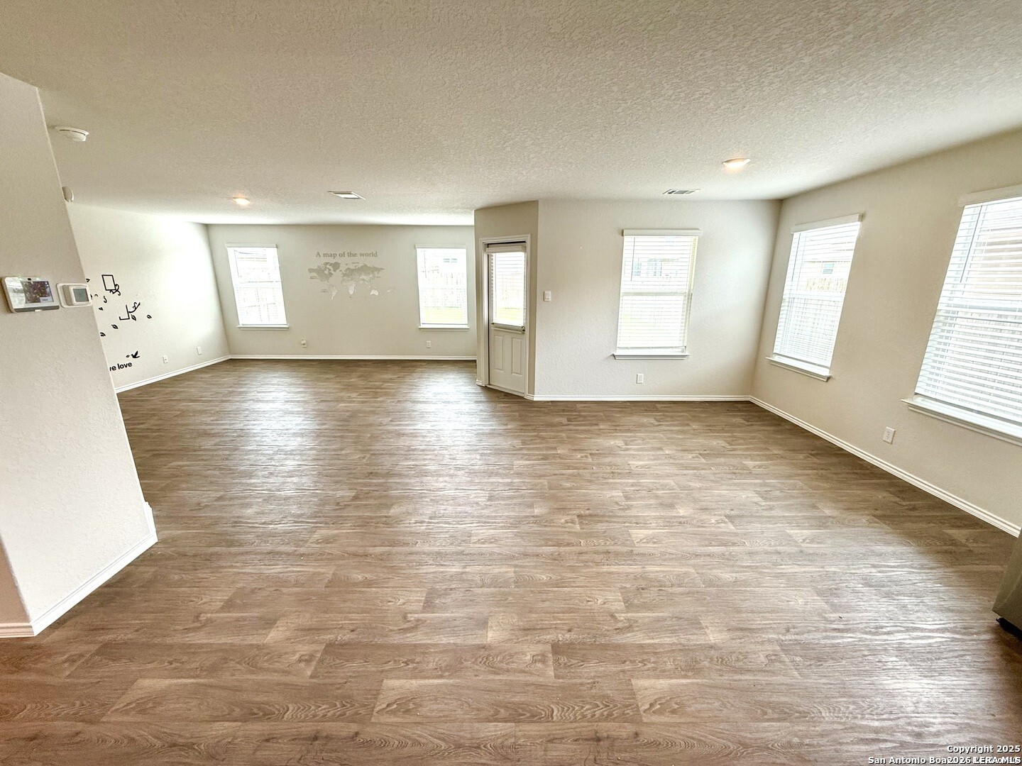 6814 Rondo Measure San Antonio, TX 78252 - Photo 4 of 29