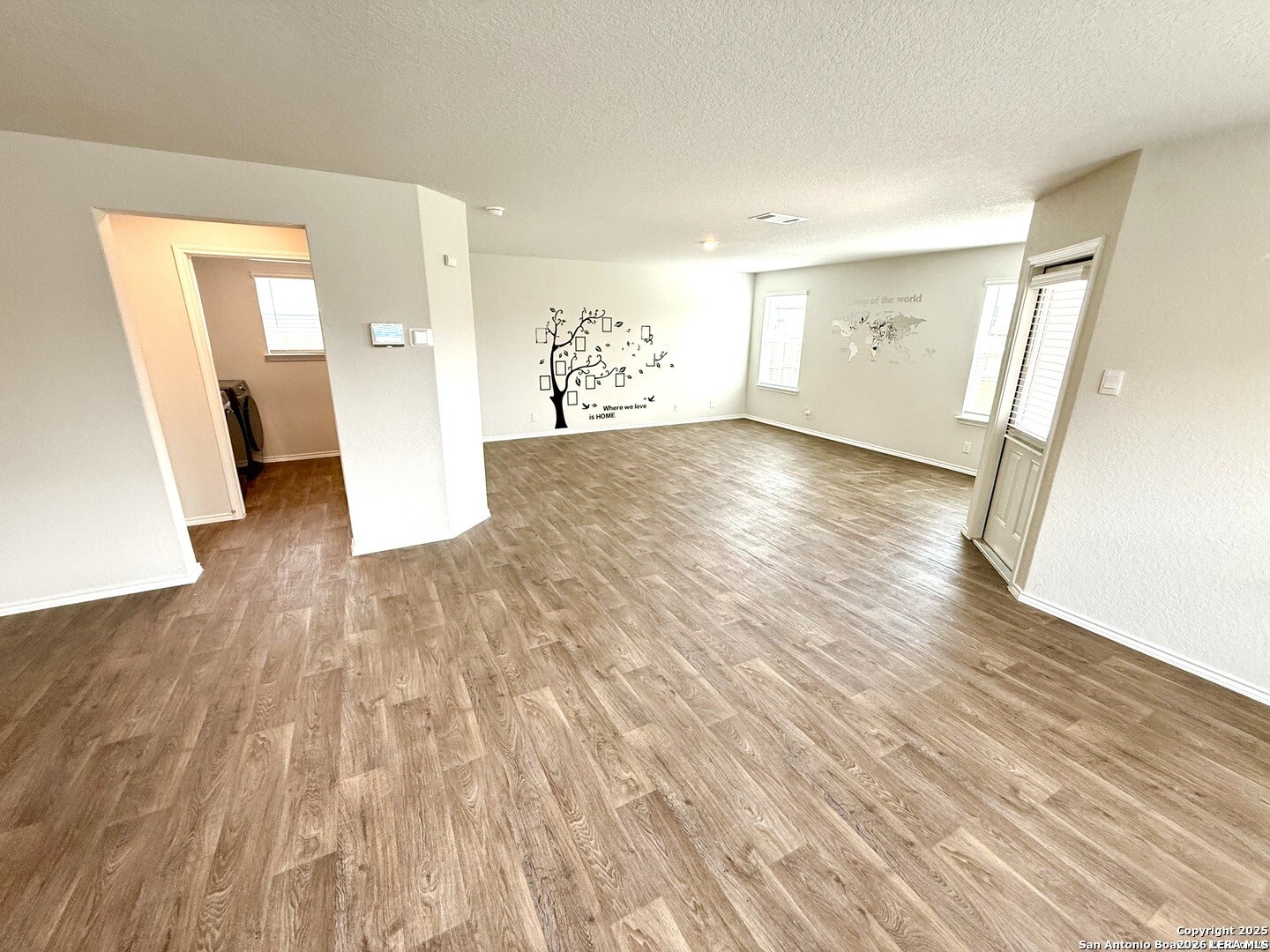 6814 Rondo Measure San Antonio, TX 78252 - Photo 5 of 29