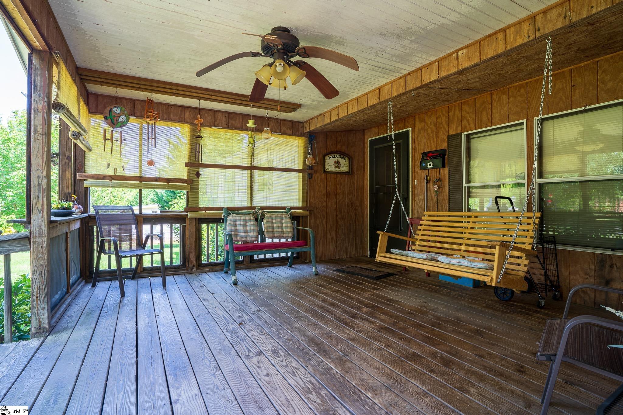 329 Forest Dale Road Marietta, SC 29661 - Photo 6 of 22
