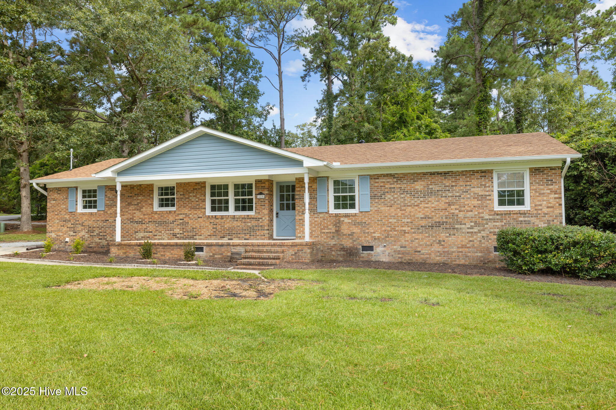 119 Riverside Drive Havelock, NC 28532 - Photo 2 of 41 Front 2