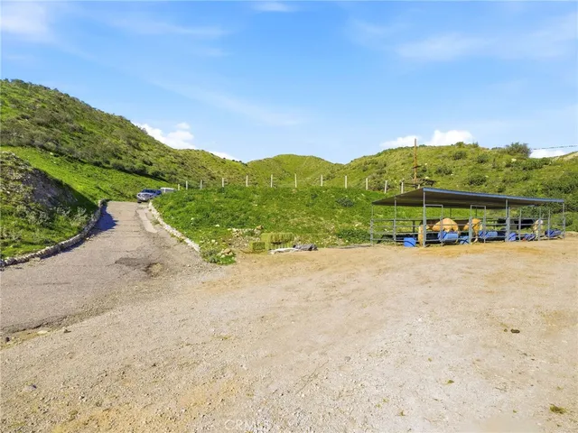$2,259,000 | 17559 Sierra Highway, Canyon Country, CA 91351