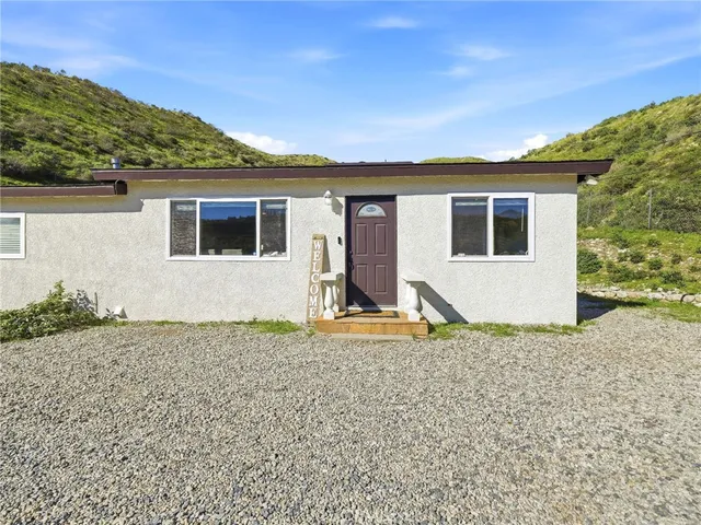 $2,259,000 | 17559 Sierra Highway, Canyon Country, CA 91351