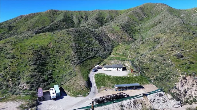 $2,259,000 | 17559 Sierra Highway, Canyon Country, CA 91351