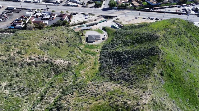 $2,259,000 | 17559 Sierra Highway, Canyon Country, CA 91351