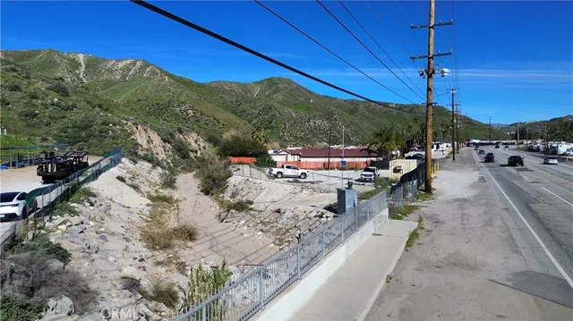 $2,259,000 | 17559 Sierra Highway, Canyon Country, CA 91351