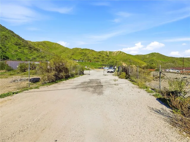 $2,259,000 | 17559 Sierra Highway, Canyon Country, CA 91351