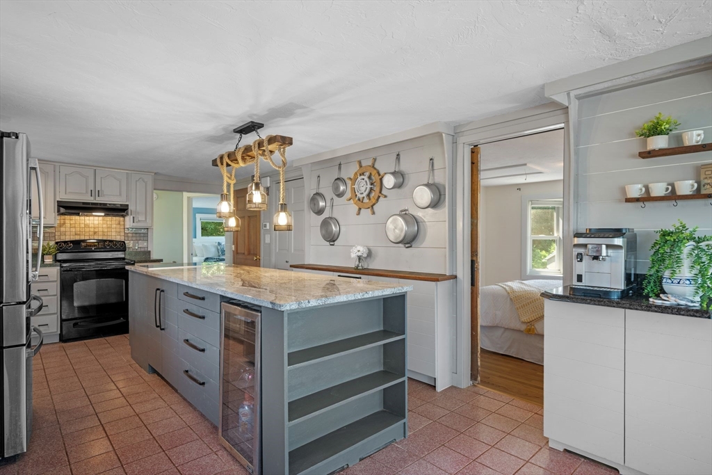 21 North Ridge Road Ipswich, MA 01938 - Photo 12 of 42
